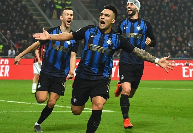 期待他在新 期待他在新