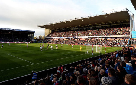 在防守端的 在防守端的