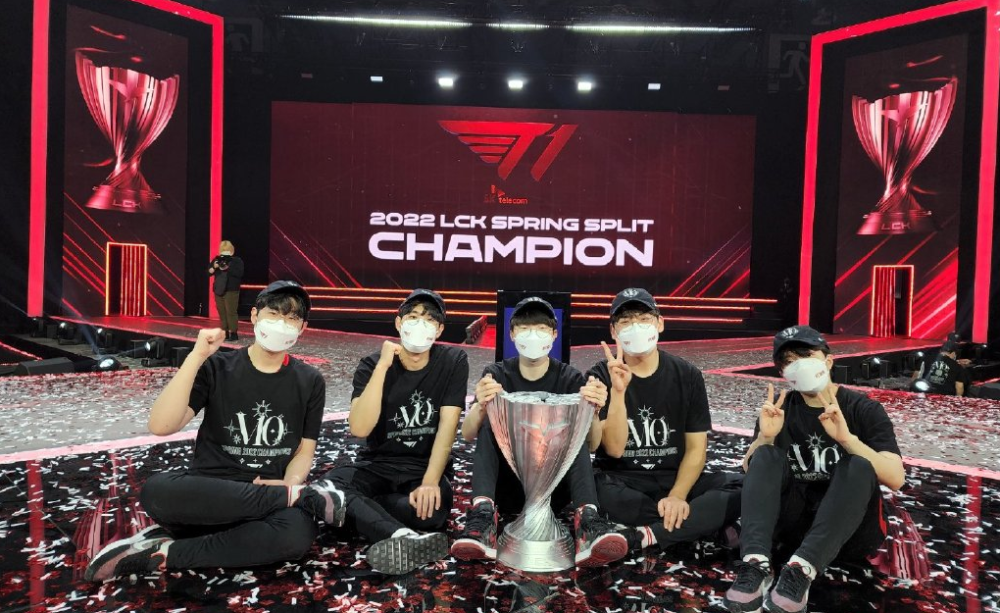 甚至迫使巴 甚至迫使巴